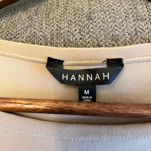 Hannah long sleeve tan neutral laser cut bottom and sleeve longline blouse M - Picture 4 of 6